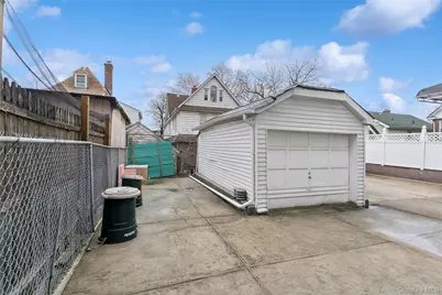 139-18 86th Avenue, Briarwood, NY 11435 - Photo 35