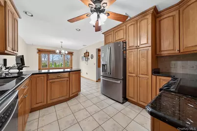 38 Noel Drive, Newburgh, NY 12550 - Photo 17