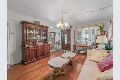 63-01 138th Street, Flushing, NY 11367 - Photo 5