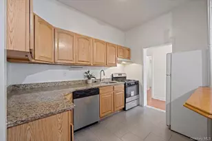 94 Elliott Ave, Yonkers, NY 10705 - Photo 5