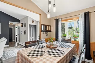 21 Elkin Dr, Middle Island, NY 11953 - Photo 13