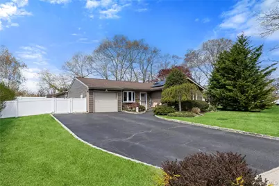 21 Elkin Drive, Middle Island, NY 11953 - Photo 3