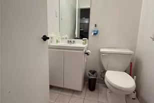 172-39 Highland Ave, Jamaica, NY 11432 - Photo 7