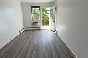 172-39 Highland Ave, Jamaica, NY 11432 - Photo 11