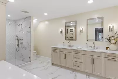 9 Watercrest Court, Saint James, NY 11780 - Photo 17