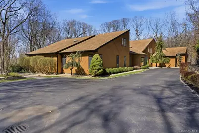 9 Watercrest Court, Saint James, NY 11780 - Photo 31