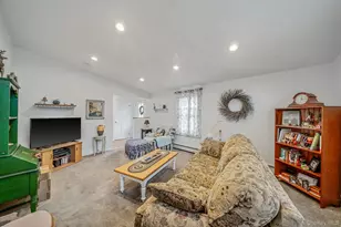 111 Friendship Dr, Rocky Point, NY 11778 - Photo 5