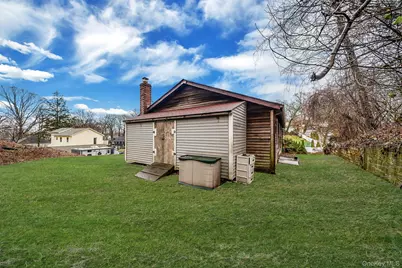 111 Friendship Drive, Rocky Point, NY 11778 - Photo 29