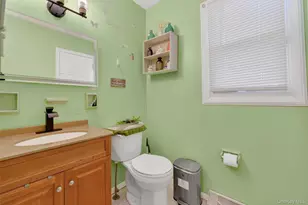 18 Cardinal Dr, Poughkeepsie, NY 12601 - Photo 25