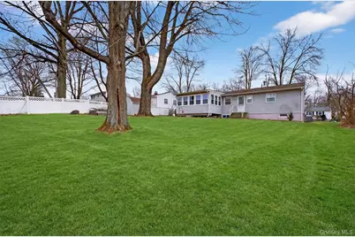 18 Cardinal Drive, Poughkeepsie, NY 12601 - Photo 33