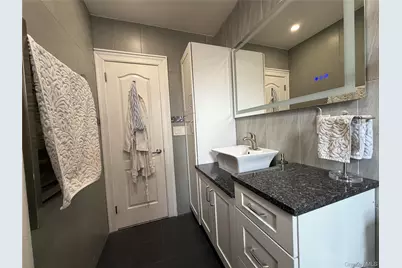 8384 116th Street #5G, Kew Gardens, NY 11415 - Photo 11