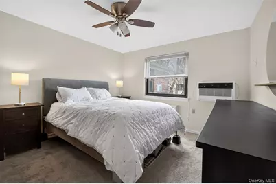 13 W Mill Drive #4A, Great Neck, NY 11021 - Photo 11