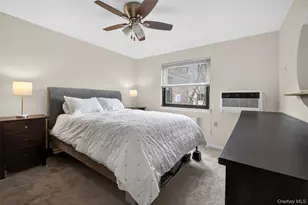 13 W Mill Dr, Great Neck, NY 11021 - Photo 11