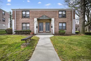 13 W Mill Dr, Great Neck, NY 11021 - Photo 1