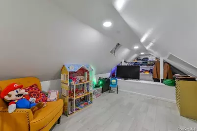 99-78 164th Road, Howard Beach, NY 11414 - Photo 15