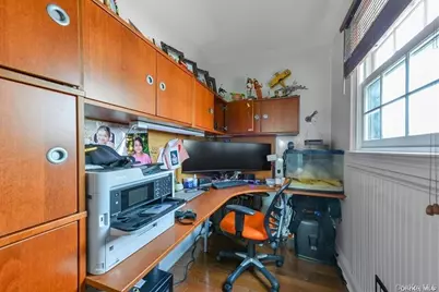 99-78 164th Road, Howard Beach, NY 11414 - Photo 15