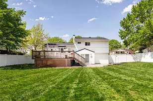 7 Mt McKinley Ave, Farmingville, NY 11738 - Photo 17