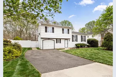 7 Mount McKinley Avenue, Farmingville, NY 11738 - Photo 17