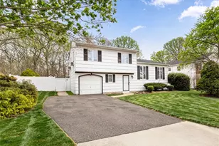 7 Mt McKinley Ave, Farmingville, NY 11738 - Photo 17