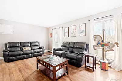 7 Mount McKinley Avenue, Farmingville, NY 11738 - Photo 5