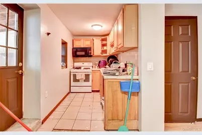 112 W Parmenter Street, Newburgh, NY 12550 - Photo 7