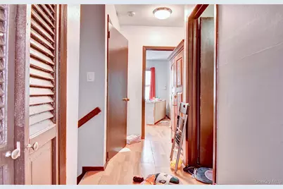 112 W Parmenter Street, Newburgh, NY 12550 - Photo 11