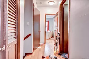 112 W Parmenter St, Newburgh, NY 12550 - Photo 11