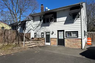 33 Marion Pl, Pearl River, NY 10965 - Photo 3
