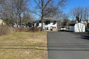 33 Marion Pl, Pearl River, NY 10965 - Photo 3