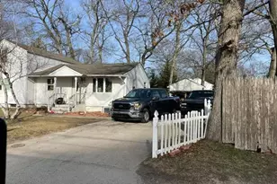 255 Jayne Blvd, Port Jefferson Station, NY 11776 - Photo 3