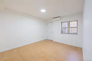 102-23 43rd Ave, Flushing, NY 11368 - Photo 17