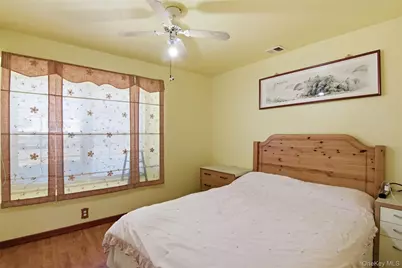 11 Royal Drive, Coram, NY 11727 - Photo 17