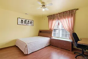 11 Royal Dr, Coram, NY 11727 - Photo 15