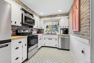 51 Lockitt Dr, Jamesport, NY 11901 - Photo 11