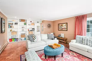 44 Thornwood Dr, Poughkeepsie, NY 12603 - Photo 11