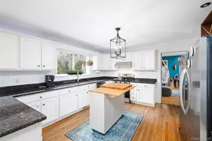 37 Sheryl Ln, Mahopac, NY 10541 - Photo 5
