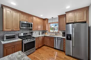 43 Shady Ln, Bardonia, NY 10954 - Photo 13