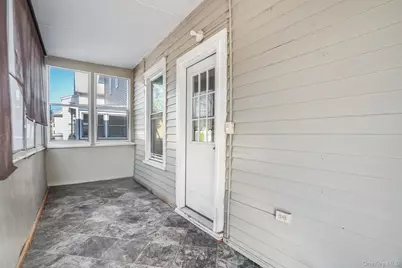 27 Orchard Place, Poughkeepsie, NY 12601 - Photo 5