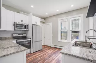 27 Orchard Pl, Poughkeepsie, NY 12601 - Photo 17