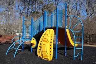 202 Gothic Cir, Manorville, NY 11949 - Photo 37