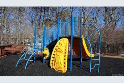 202 Gothic Circle, Manorville, NY 11949 - Photo 27