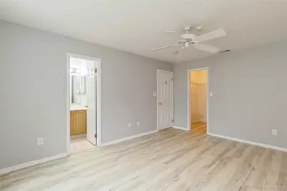 202 Gothic Circle, Manorville, NY 11949 - Photo 23