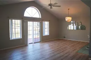 202 Gothic Cir, Manorville, NY 11949 - Photo 15