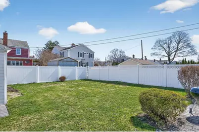 344 White Road, Mineola, NY 11501 - Photo 21