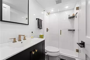 140 Frankel Blvd, Merrick, NY 11566 - Photo 23