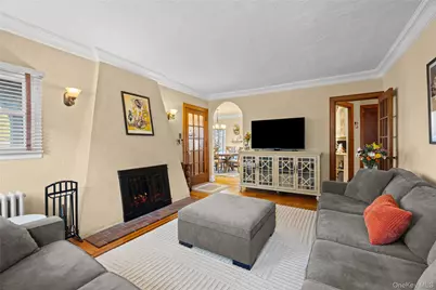 140 Frankel Boulevard, Merrick, NY 11566 - Photo 9