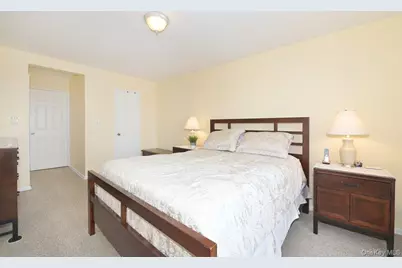 1 Birchwood Court #5F, Mineola, NY 11501 - Photo 11