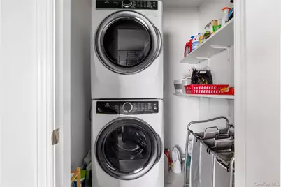 111 Morris Drive, East Meadow, NY 11554 - Photo 7