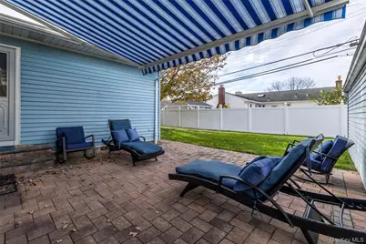 111 Morris Drive, East Meadow, NY 11554 - Photo 25