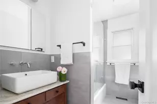 1260 Main Rd, Jamesport, NY 11901 - Photo 21